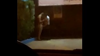 Casal flagrado se masturbando na rua em Pouso Alegre MG
